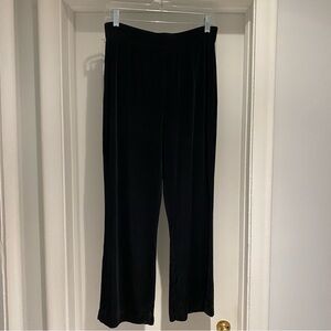 Chico's Travelers Pants Women's Medium 1 Short Black Elastic Waist Slinky Knit